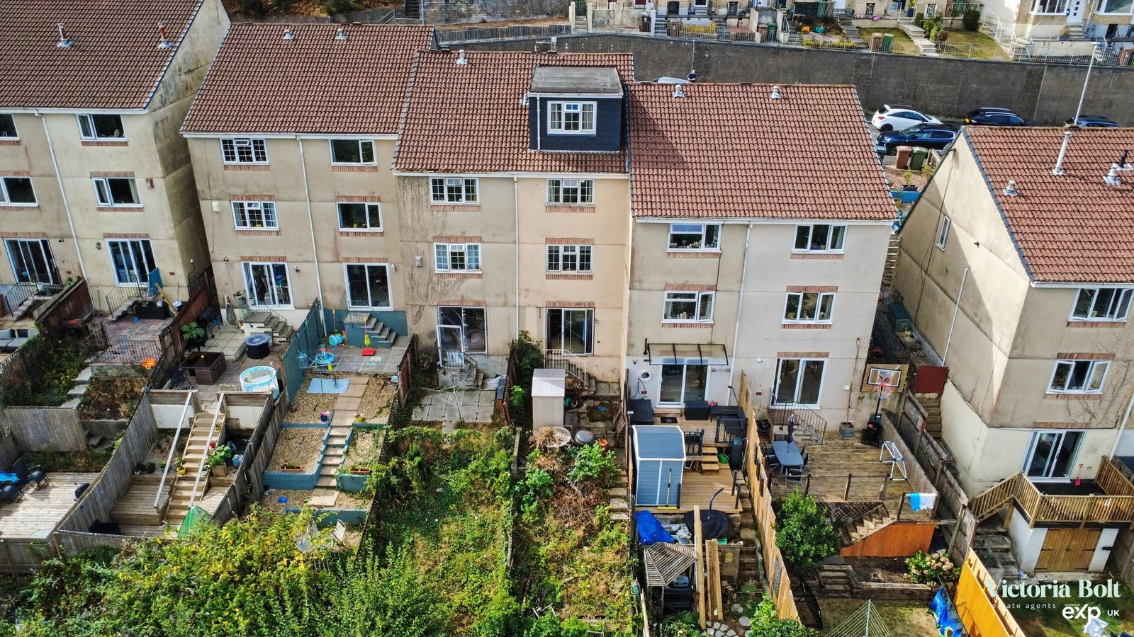 Terraced House for sale in Plymouth, Austin Crescent, Plymouth, 1239 m²