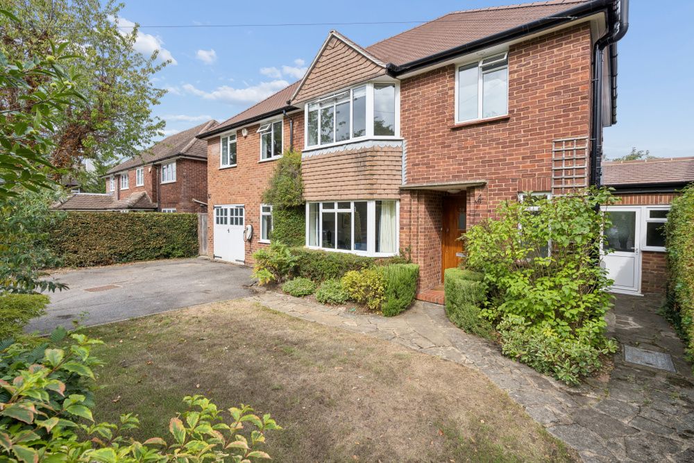 Detached House for sale in Rickmansworth, Blacketts Wood Drive, Chorleywood, Rickmansworth, WD3 5QH