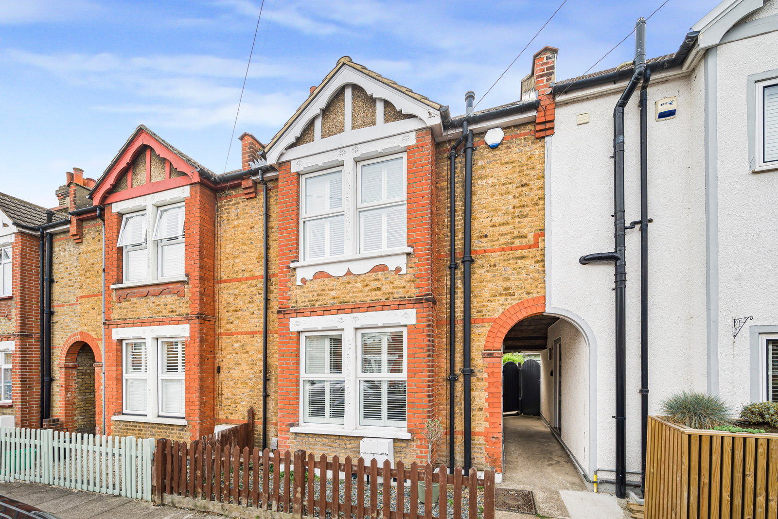 Terraced House for sale in Bromley, Herbert Road, Bromley, BR2, 678 m²