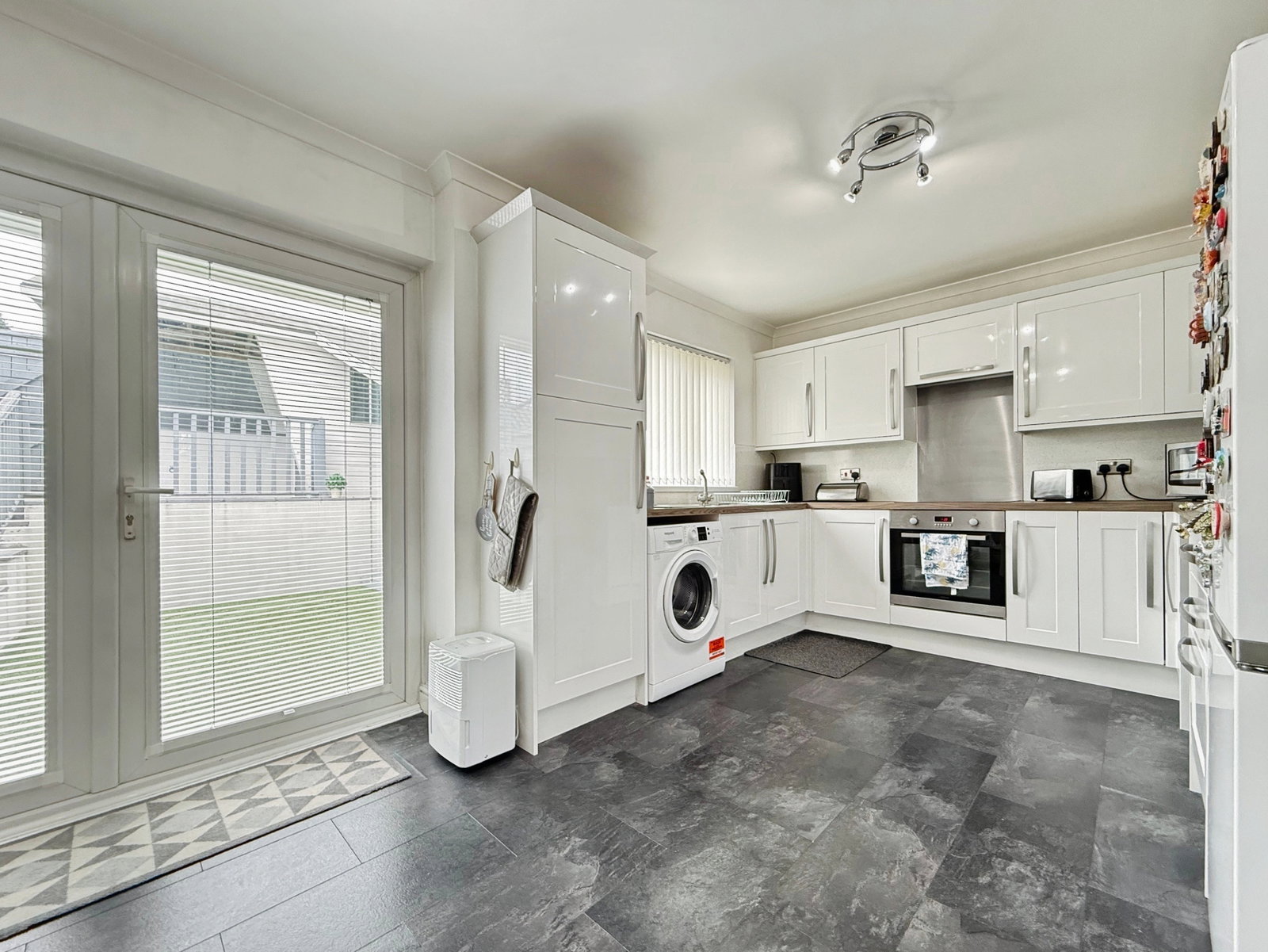Terraced House in Swansea 5