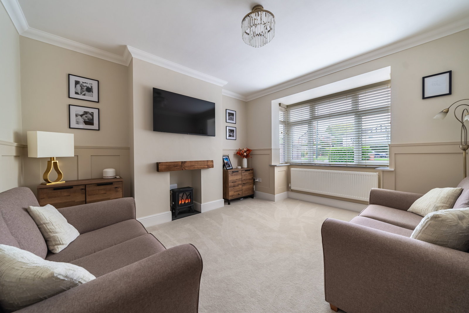 Semi Detached House for sale in Grimsby, Brigsley Road, Waltham, Grimsby, DN37 0JX