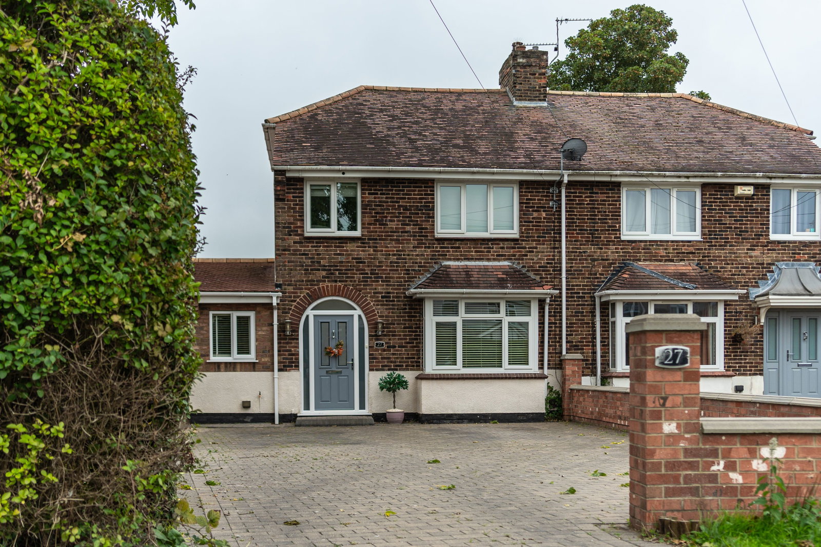 Semi Detached House for sale in Grimsby, Brigsley Road, Waltham, Grimsby, DN37 0JX