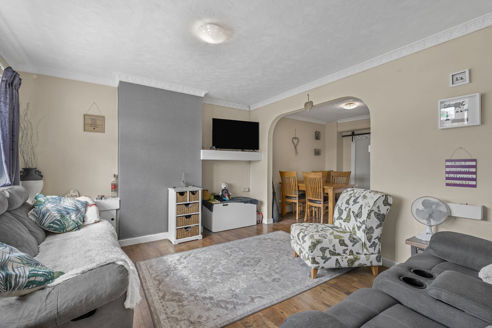 Semi Detached House in Gloucester 2