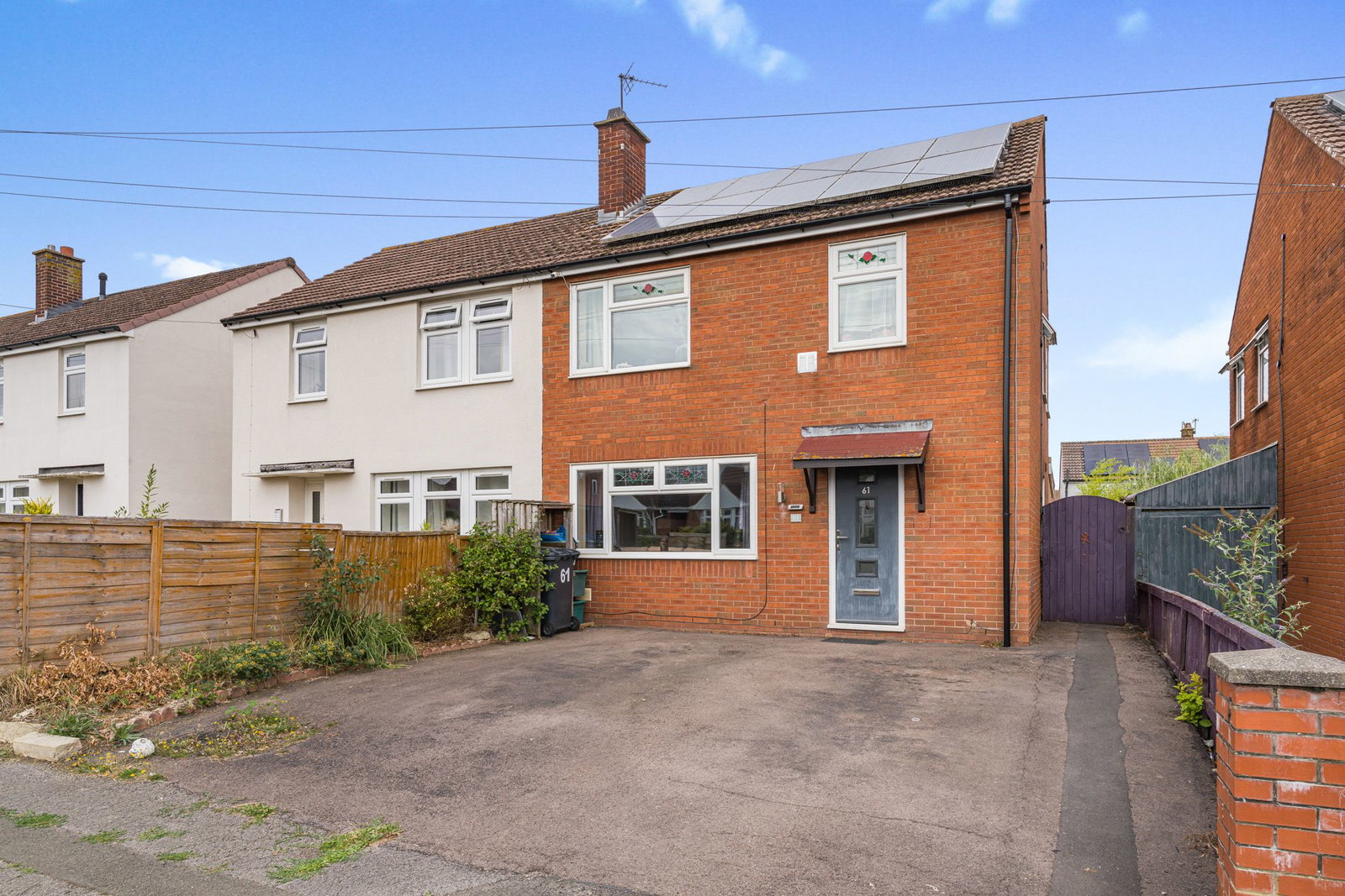 Semi Detached House in Gloucester
