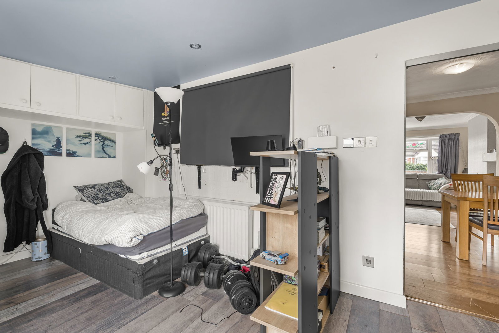 Semi Detached House in Gloucester 5