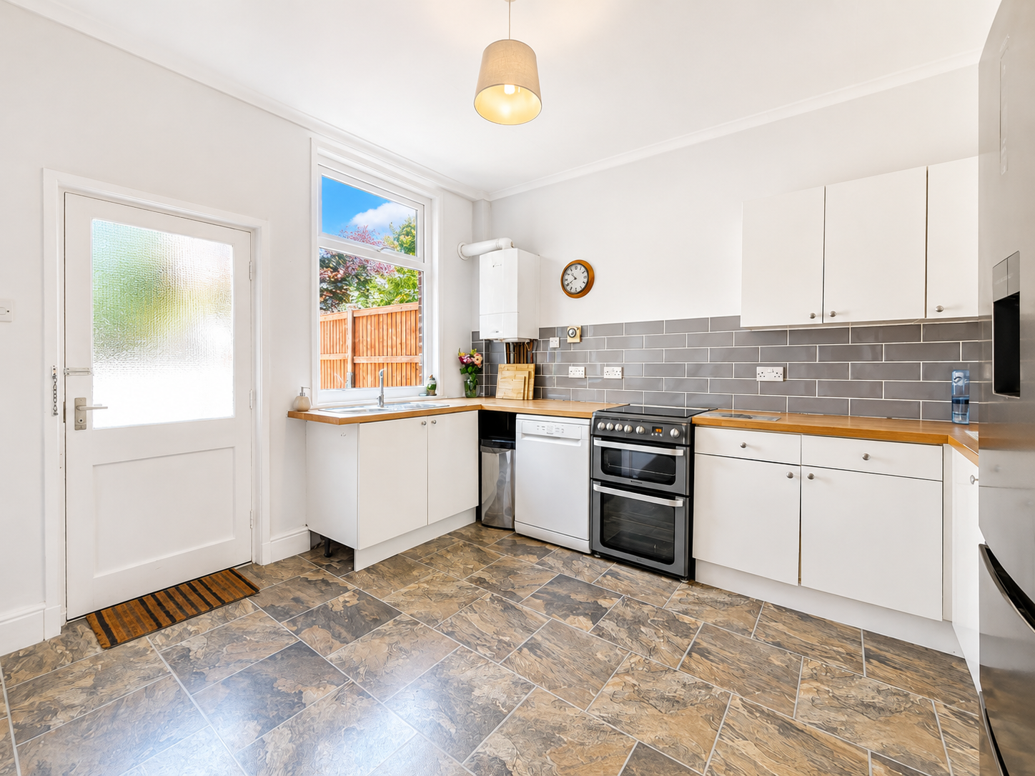 Terraced House for sale in Stockport, Upper Brook Street, Stockport, SK1 3BW