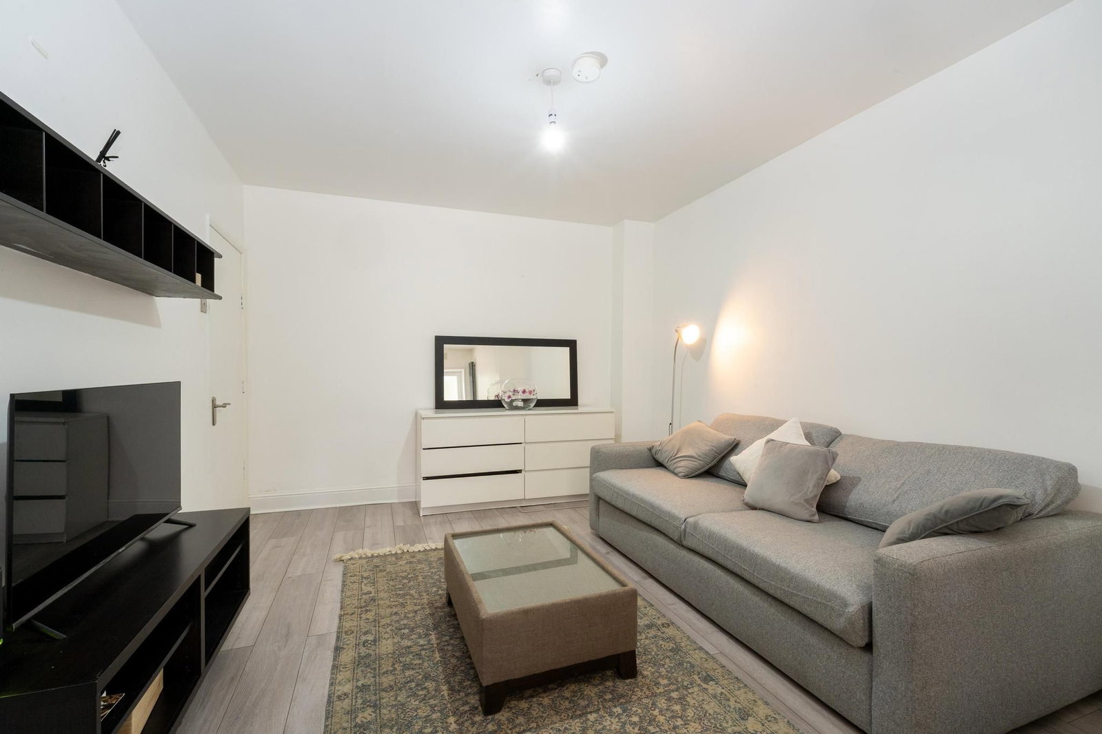 Flat for sale in London, Boundary Road, London, N22 6AR