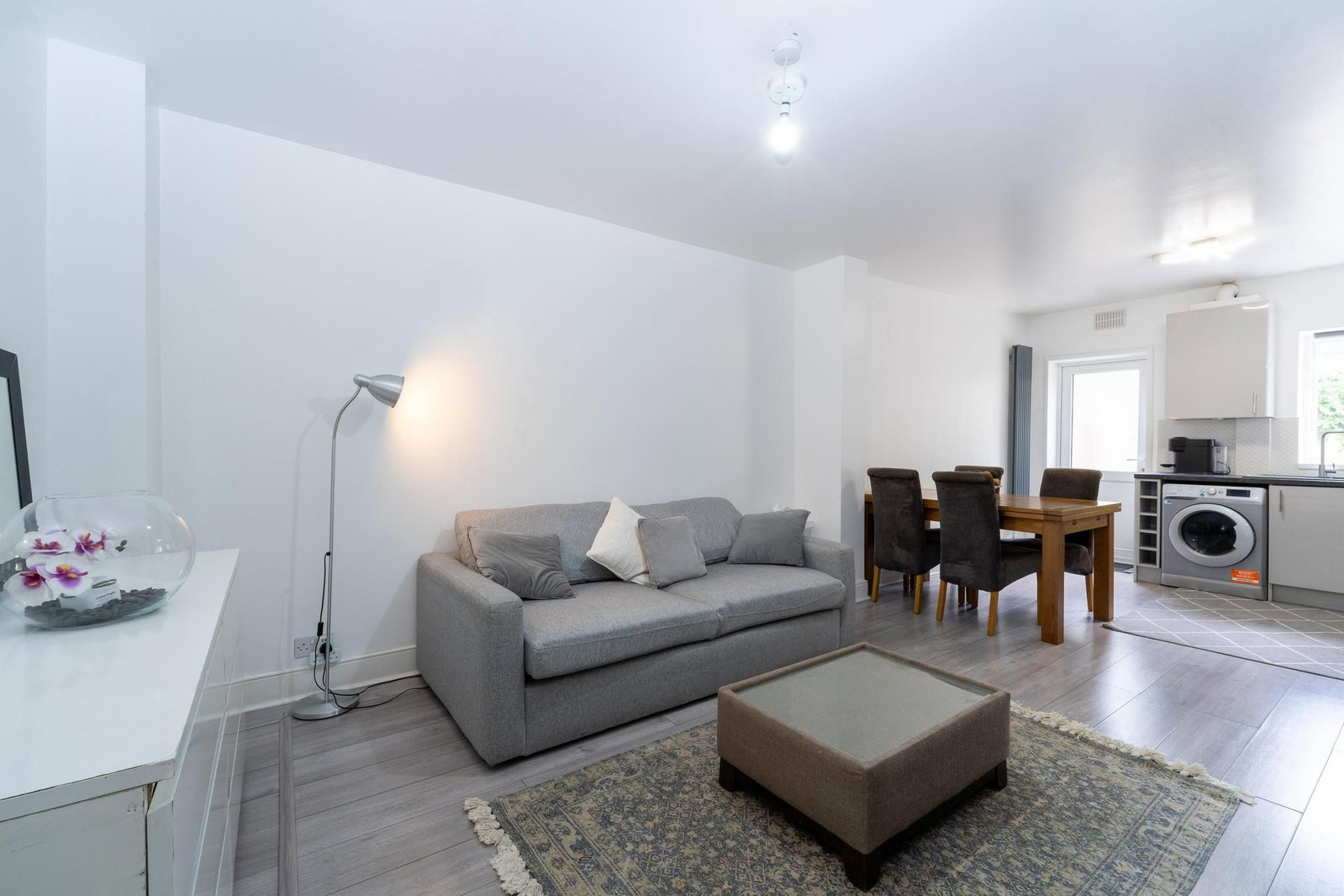 Flat for sale in London, Boundary Road, London, N22 6AR