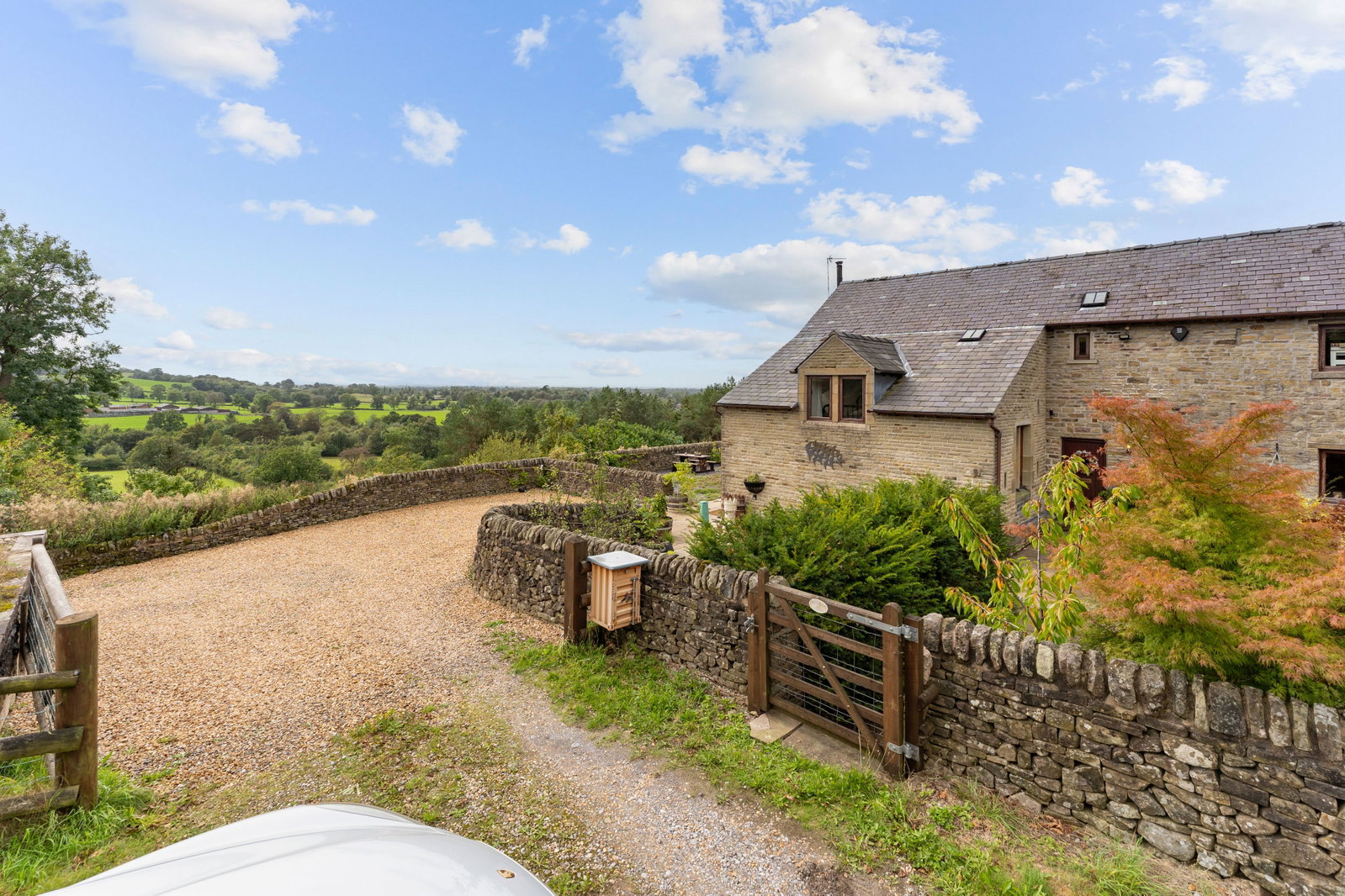 End Of Terrace House for sale in Macclesfield, Ridge Hill, Sutton, Macclesfield, 1528 m²