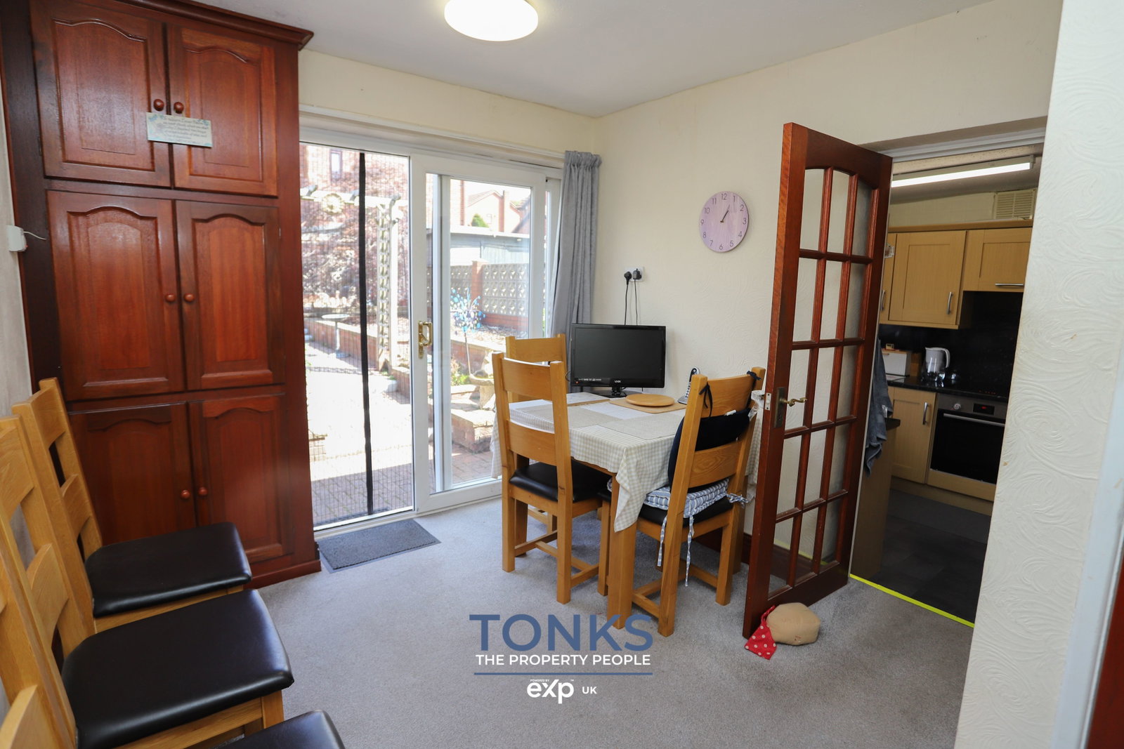 Semi Detached House for sale in Rowley Regis, Dudley Road, Rowley Regis, B65 8LB