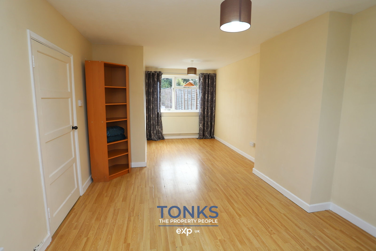 Semi Detached House for sale in Halesowen, Bassnage Road, Halesowen, B63 4EX