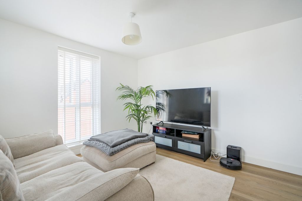 Apartment for sale in Rotherham, Askham Way, Waverley, Rotherham S60
