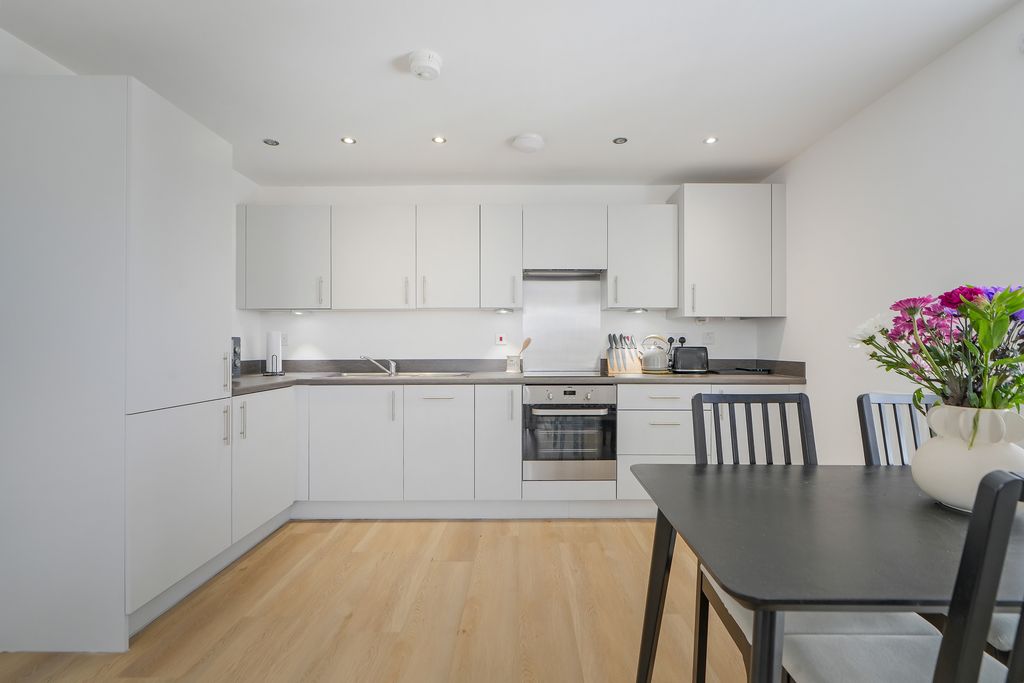 Apartment for sale in Rotherham, Askham Way, Waverley, Rotherham S60