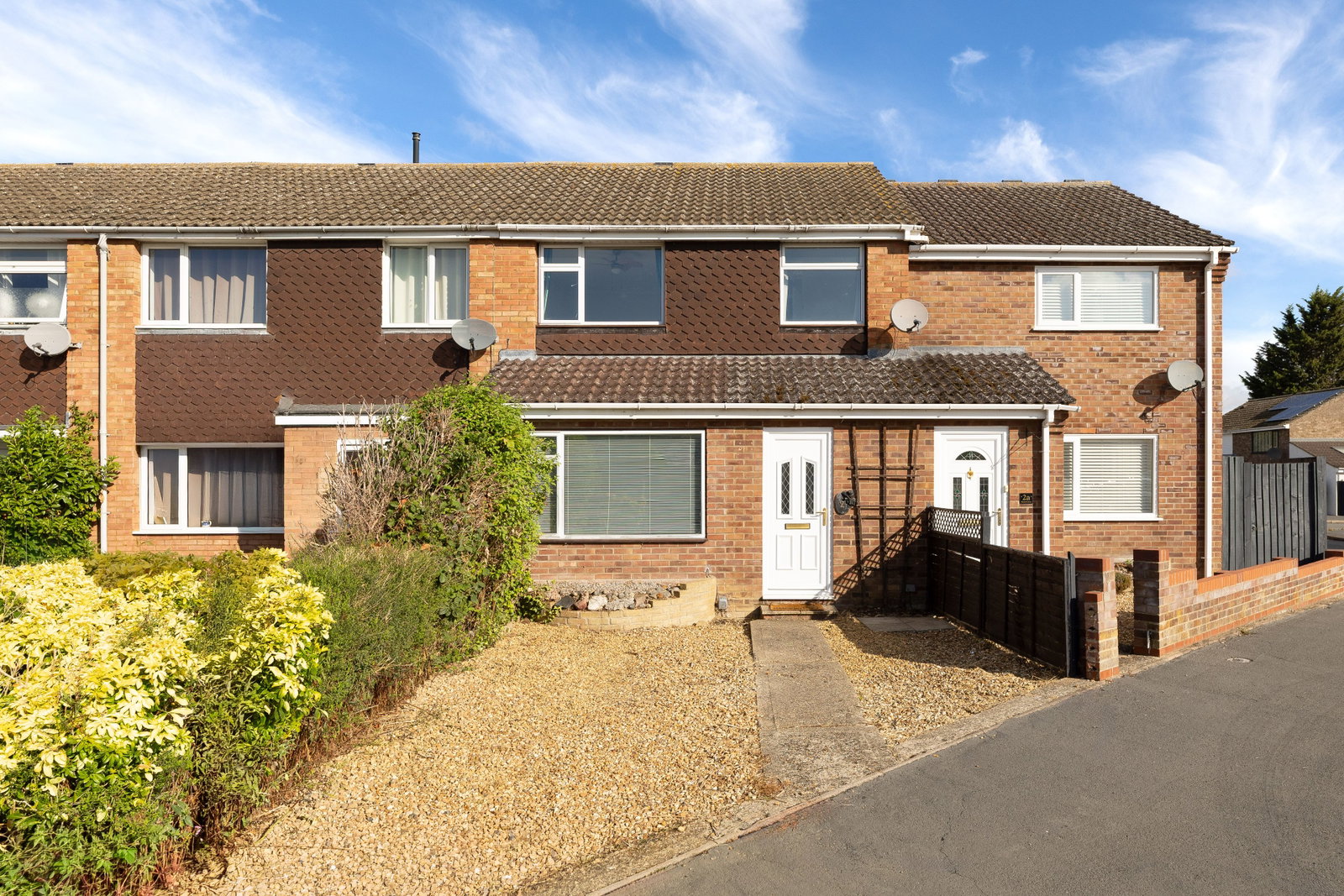 Terraced House for sale in St. Ives, Kestrel Close, St. Ives, PE27 6HN, 1311 m²