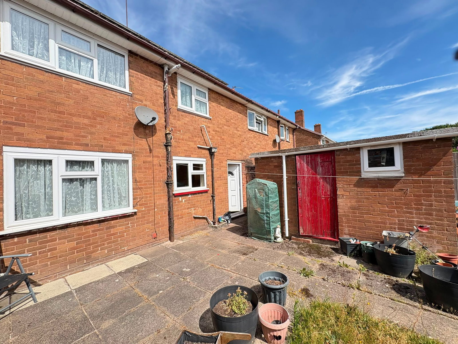 Terraced House in Willenhall 5