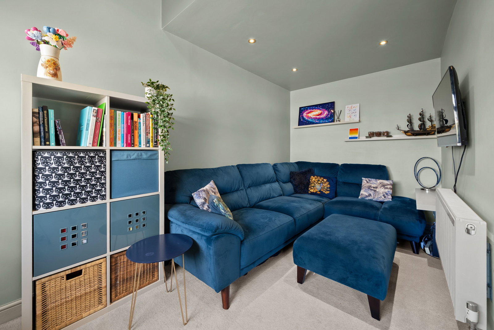 Semi Detached House for sale in Stourbridge, Vicarage Road, Wollaston, Stourbridge, DY8 4NP, 1119 m²