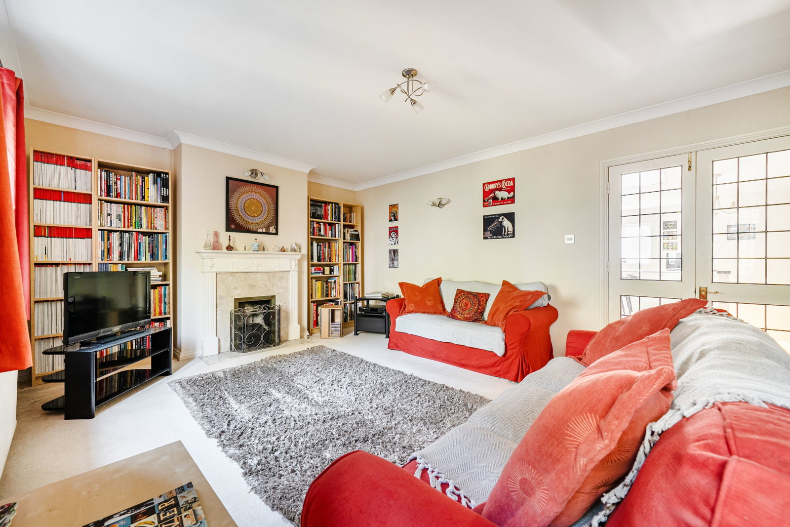 Maisonette for sale in Bushey, Larken Close, Bushey, WD23