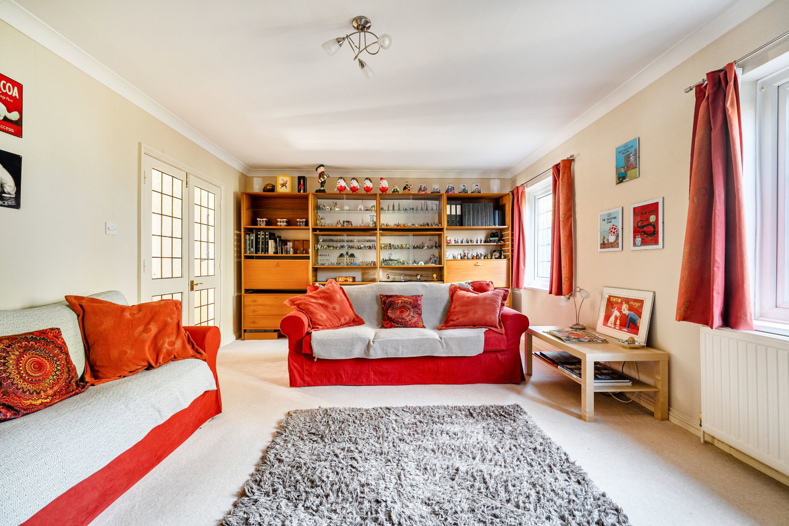 Maisonette for sale in Bushey, Larken Close, Bushey, WD23
