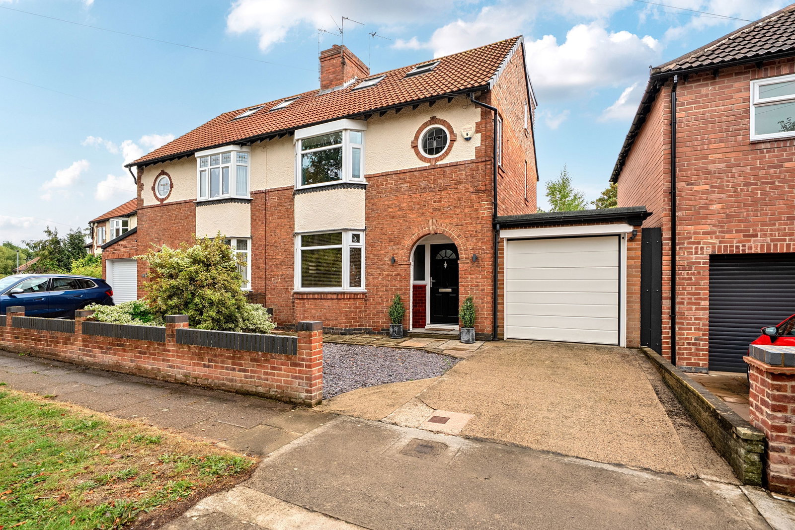 Semi Detached House in York
