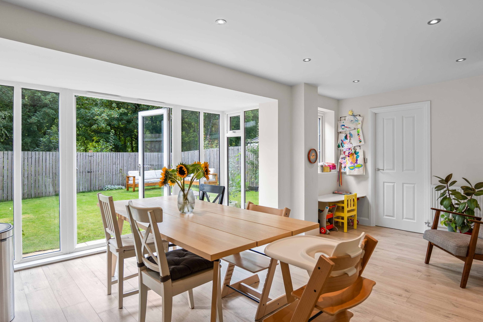 Detached House for sale in Sheffield, Birch Close, Oughtibridge Valley, S35 0BX, 1547 m²