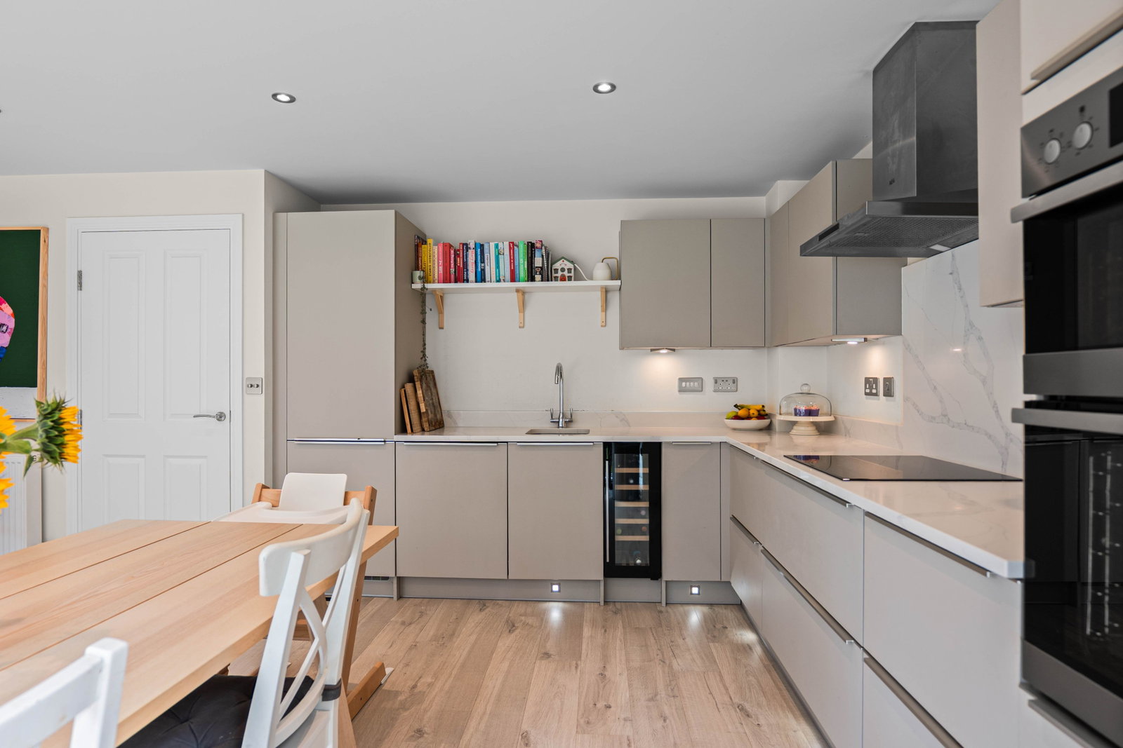 Detached House for sale in Sheffield, Birch Close, Oughtibridge Valley, S35 0BX, 1547 m²