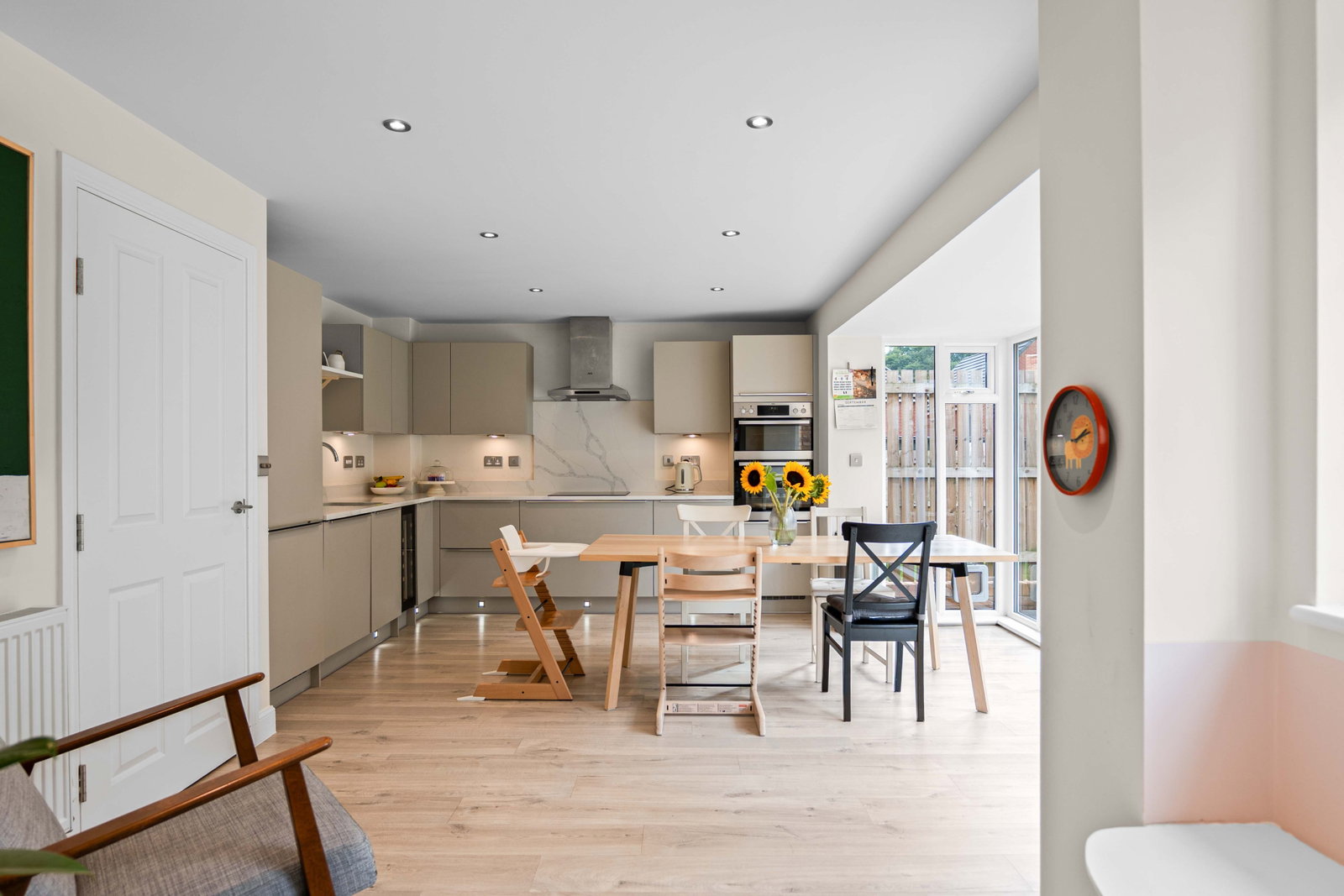 Detached House for sale in Sheffield, Birch Close, Oughtibridge Valley, S35 0BX, 1547 m²