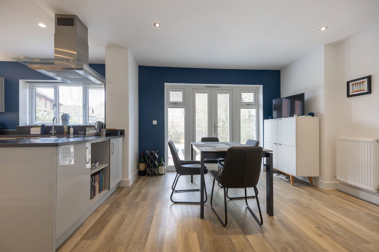 Detached House in Cheltenham 5
