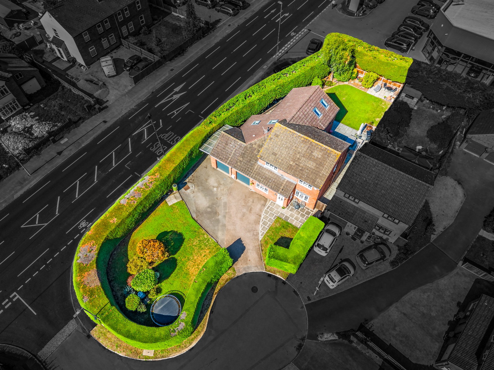 Detached House for sale in Gloucester, Bristol Road, Quedgeley, Gloucester, GL2 4NX