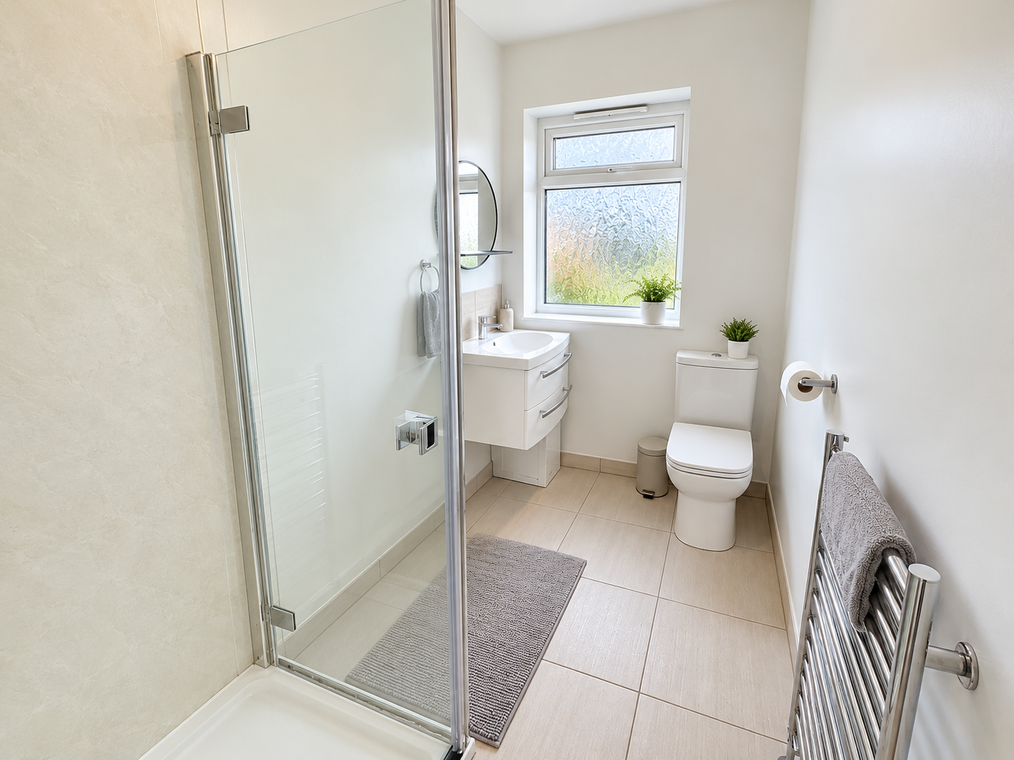 Semi Detached House for sale in Leicester, Lime Grove, Blaby, Leicester, LE8 4GS