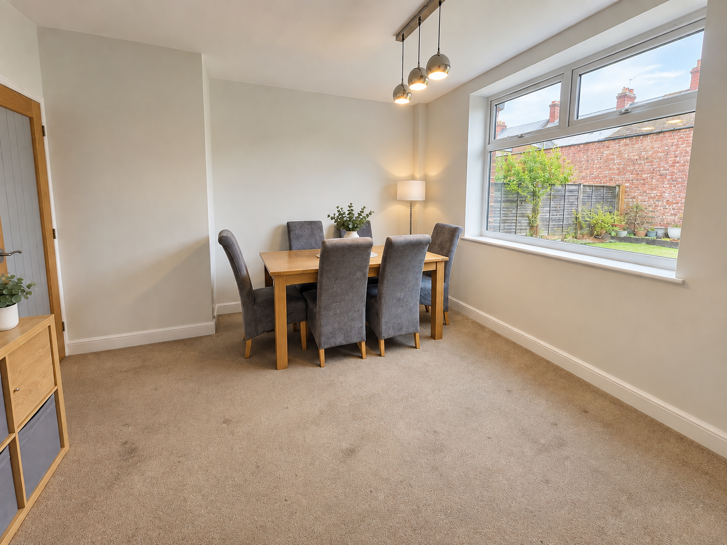 Semi Detached House for sale in Leicester, Lime Grove, Blaby, Leicester, LE8 4GS