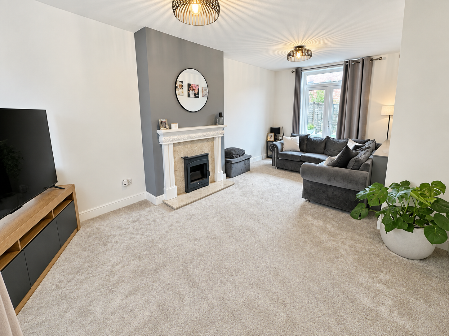 Semi Detached House for sale in Leicester, Lime Grove, Blaby, Leicester, LE8 4GS
