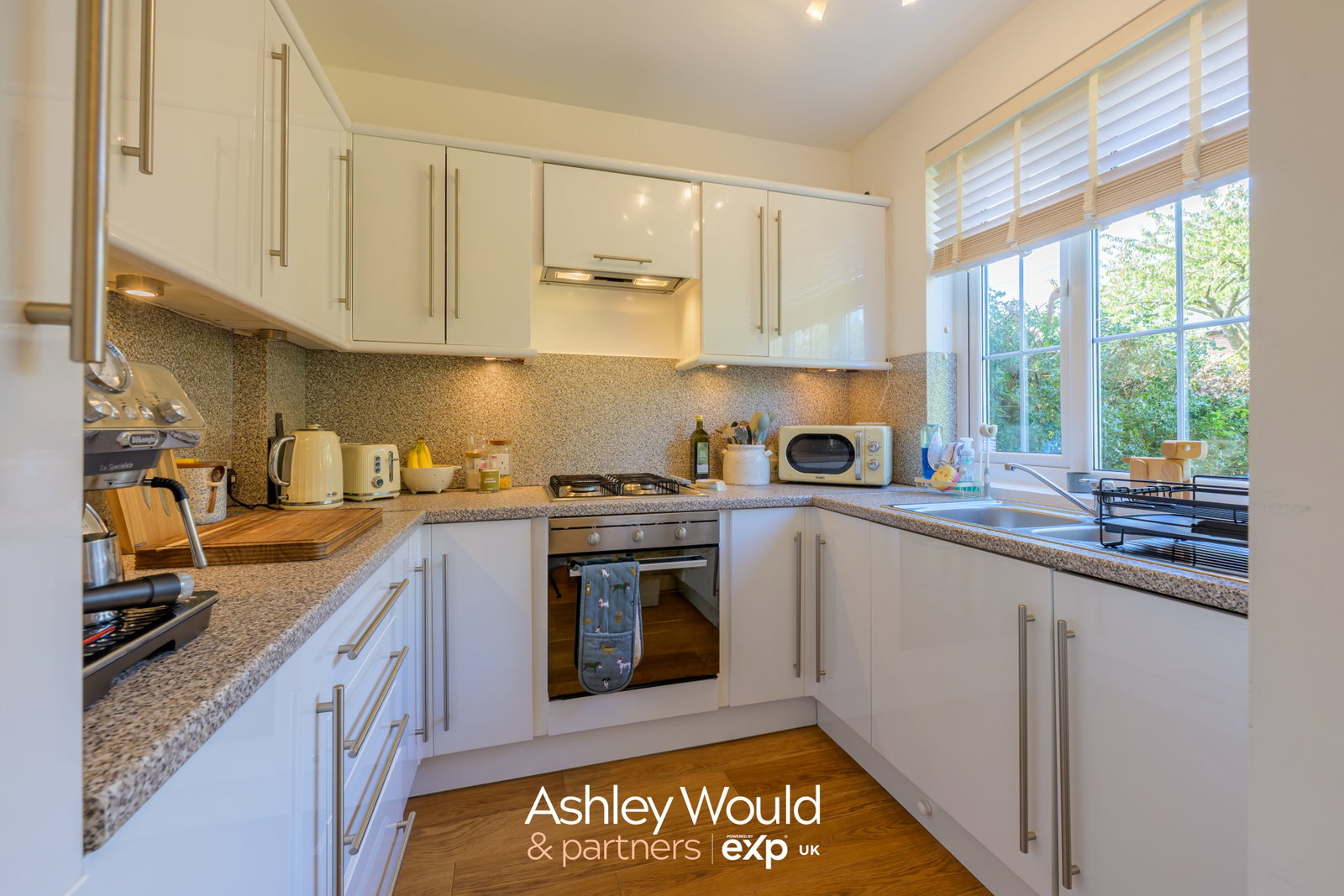 Terraced House for sale in Birmingham, North Pathway, Birmingham, B17 9EJ