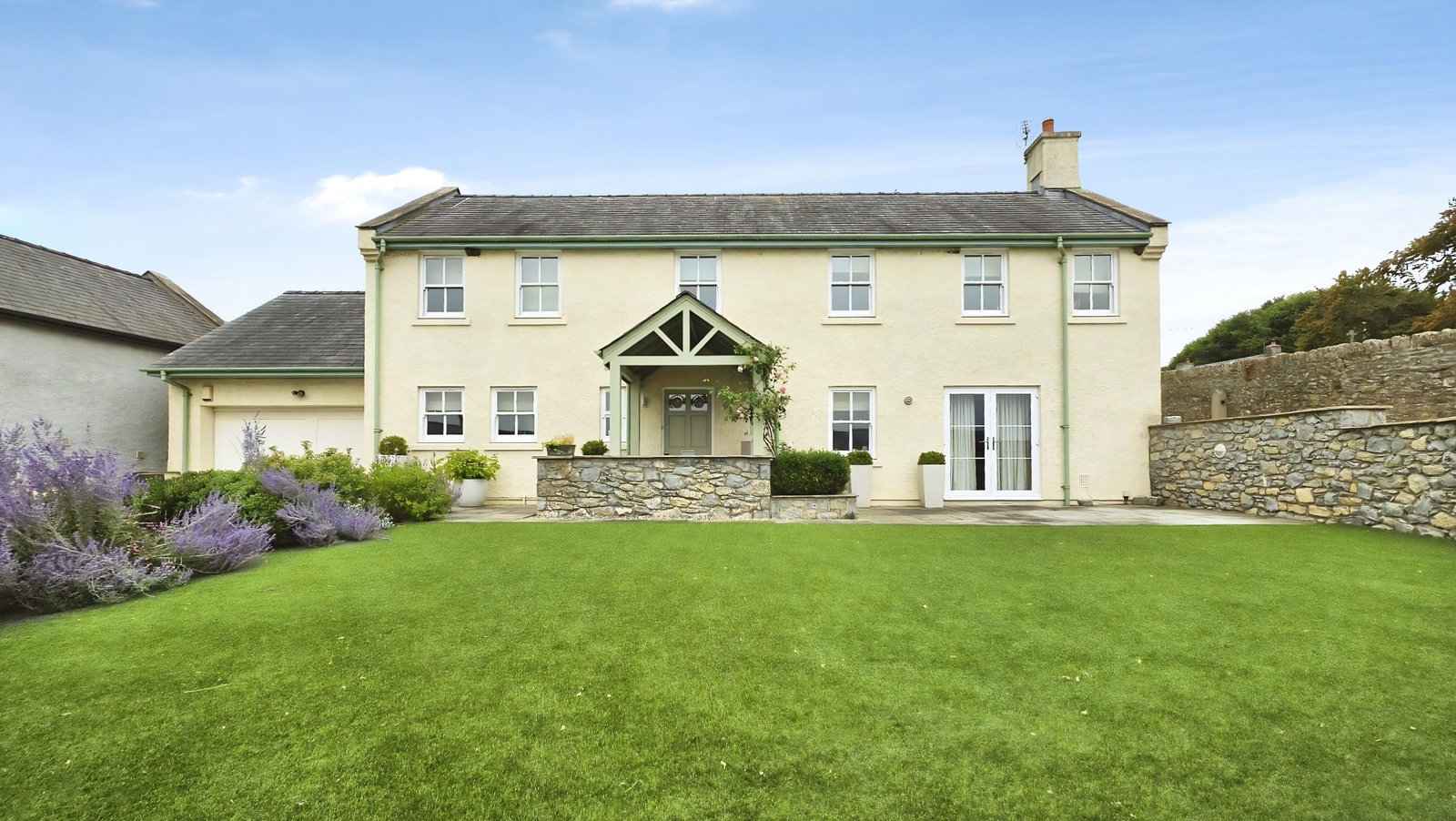 Detached House in Bridgend