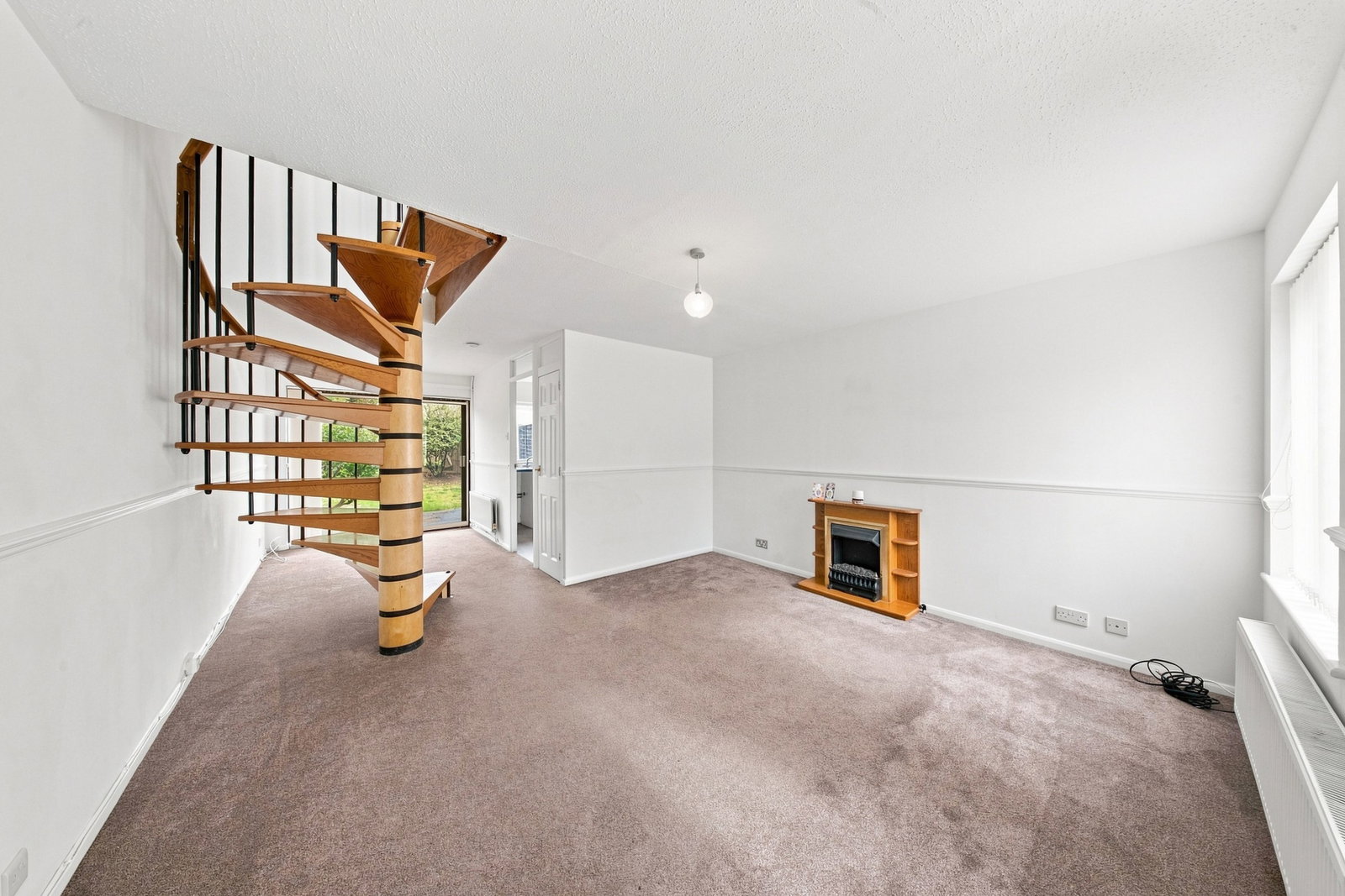 Terraced House for sale in St. Ives, Kent Close, St. Ives, PE27 3DH