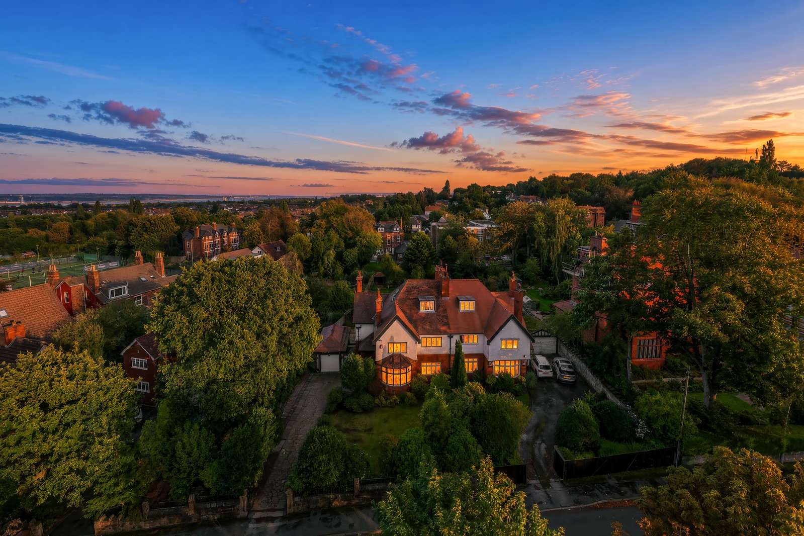 Semi Detached House for sale in Wirral, The Hollies, Prenton Lane, 3379 m²