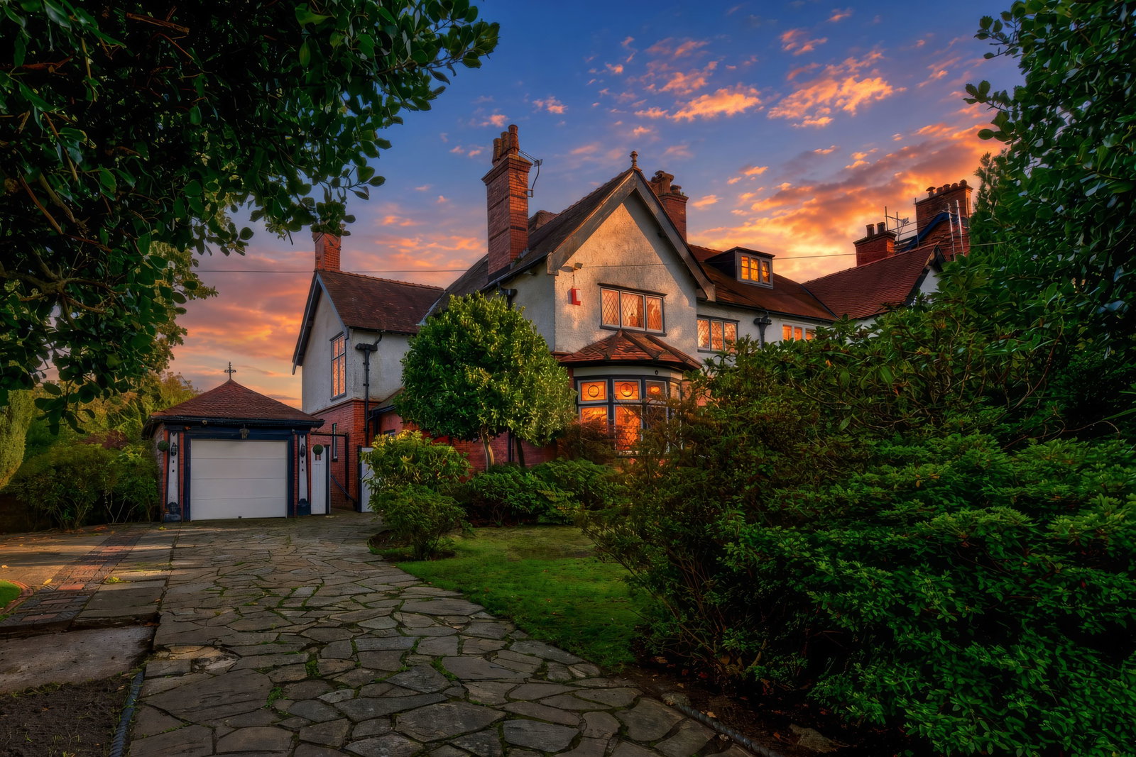 Semi Detached House for sale in Wirral, The Hollies, Prenton Lane, 3379 m²