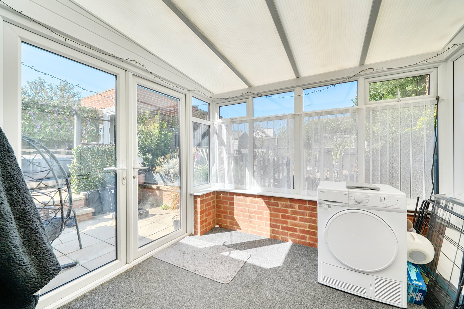 Semi Detached Bungalow for sale in Margate, St Andrews Close, Margate, 686 m²