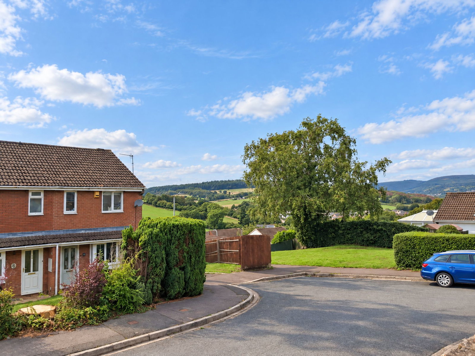 Semi Detached House for sale in Newport, Sunnybank, Bassaleg, Newport, NP10 8JP