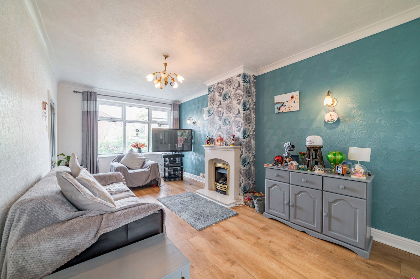 Semi Detached House for sale in Stockport, Dalkeith Road, South Reddish, Stockport, SK5, 743 m²
