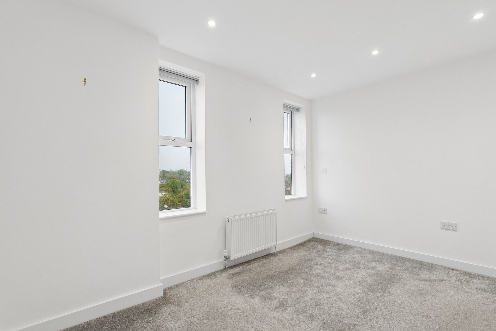 Flat for sale in London, Central Hill, London, SE19