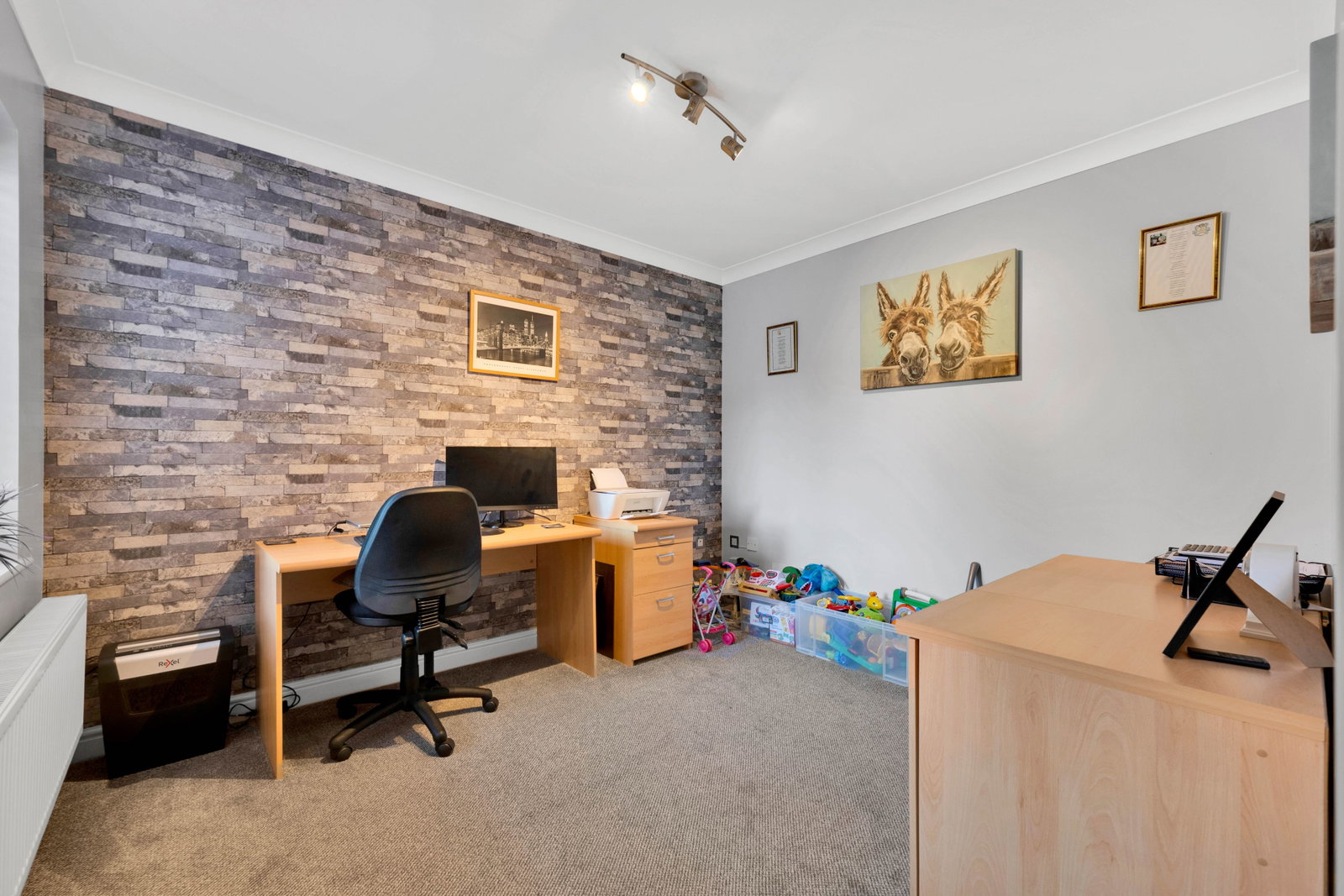 Detached House for sale in Loughborough, Hillcrest Drive, Loughborough, LE11 2GX