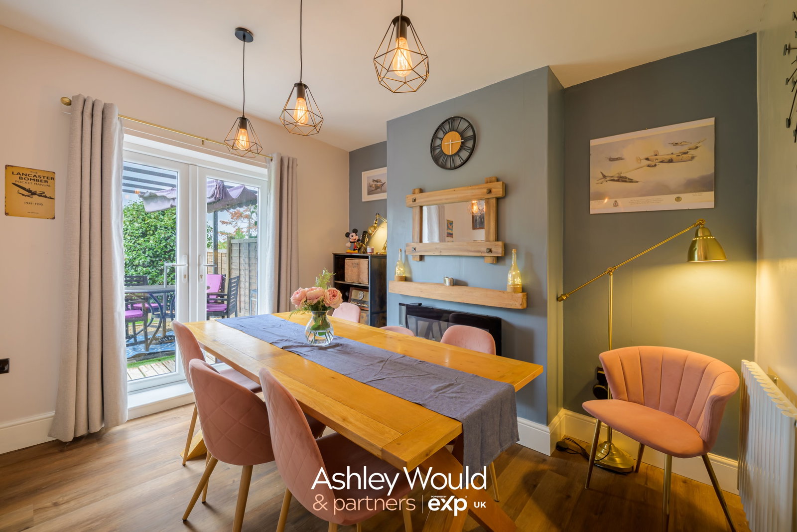 Semi Detached House for sale in Wolverhampton, Market Lane, Wolverhampton, WV4
