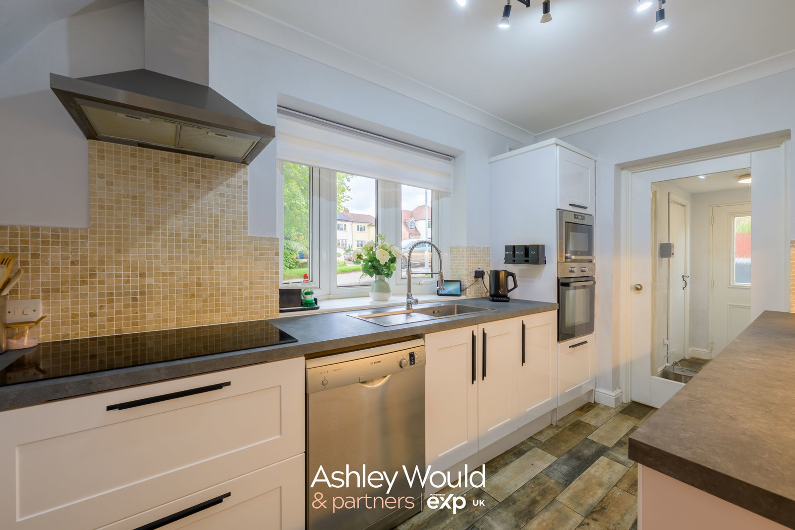 Semi Detached House for sale in Wolverhampton, Market Lane, Wolverhampton, WV4
