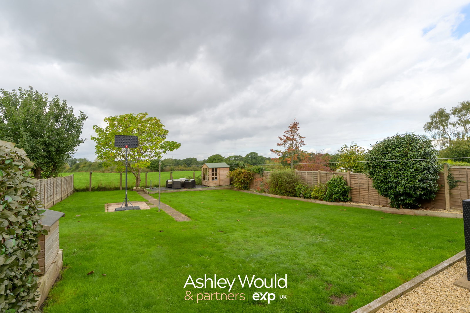 Semi Detached House for sale in Wolverhampton, Market Lane, Wolverhampton, WV4