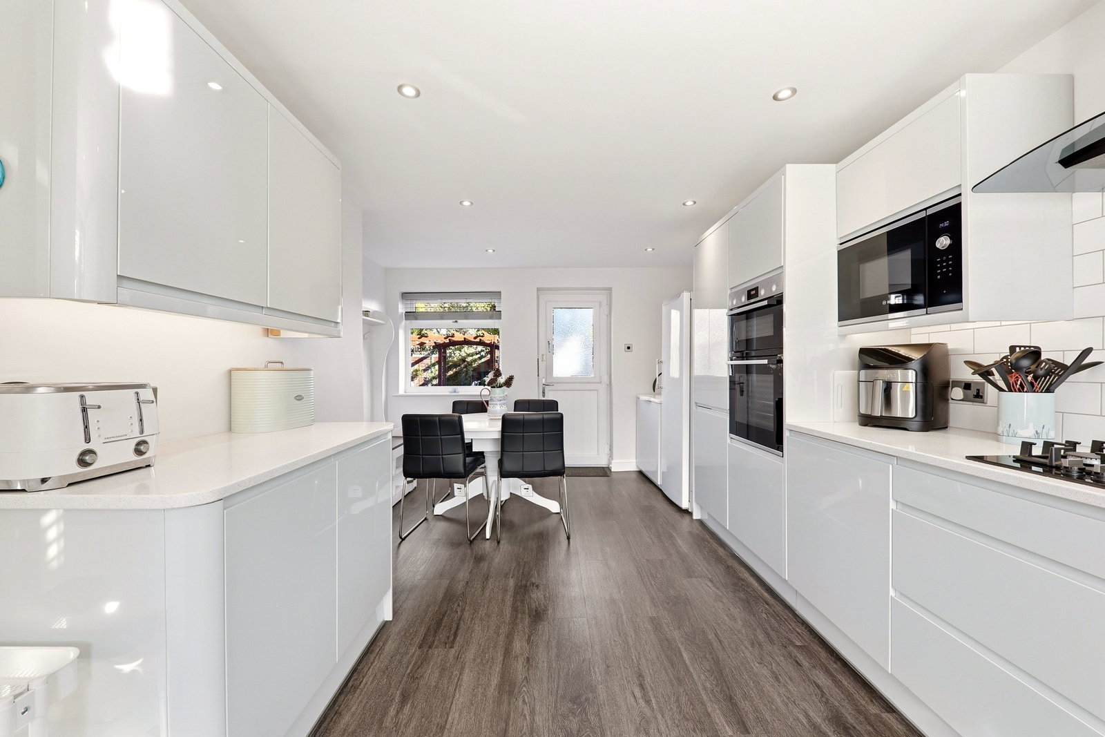 Terraced House for sale in Pontefract, Priory Road, Featherstone, Pontefract, WF7