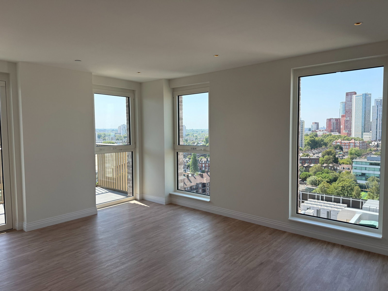 Apartment for sale in London, Vauxhall, London, SE11 5QY, 693 m²