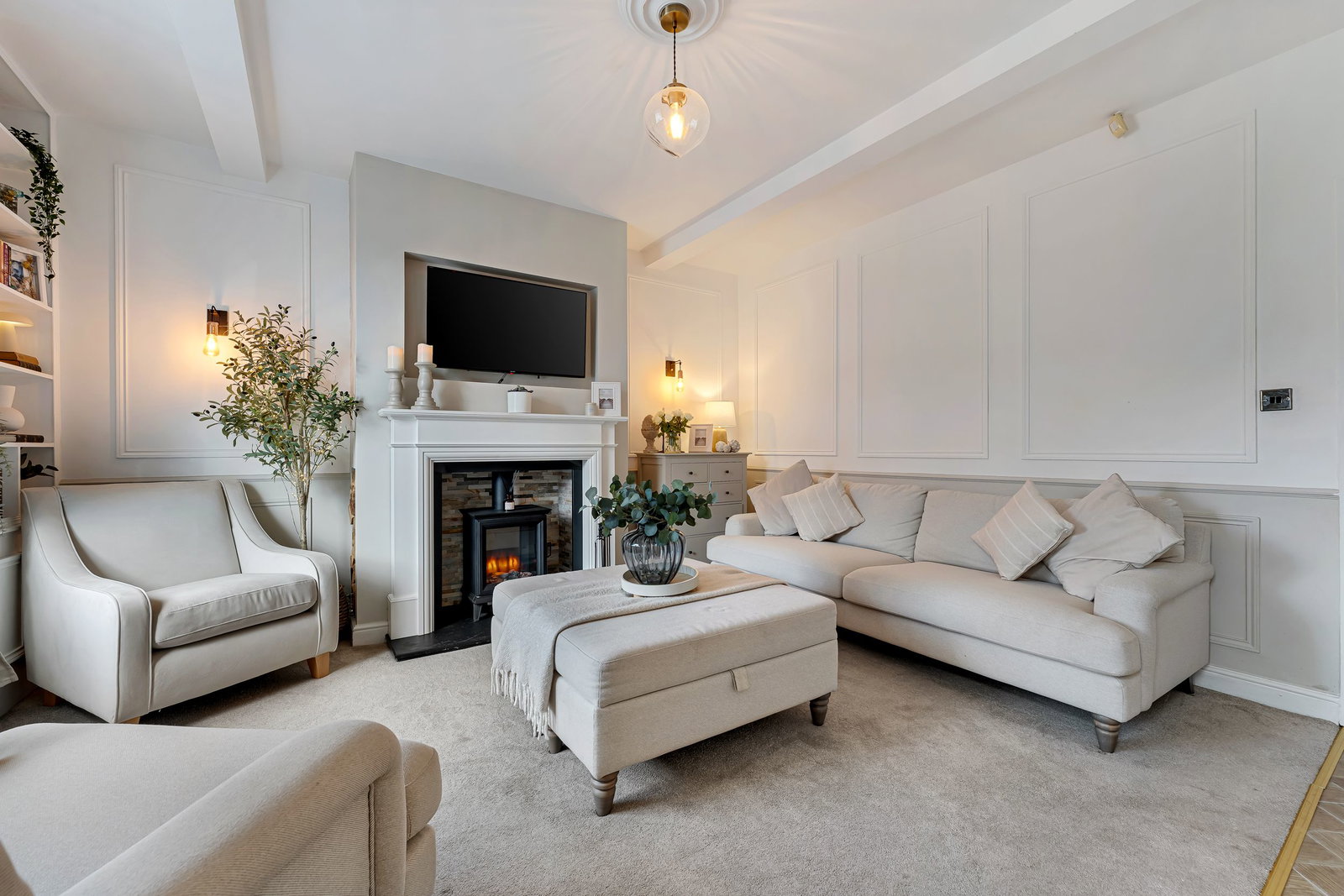 Terraced House in Leigh 3