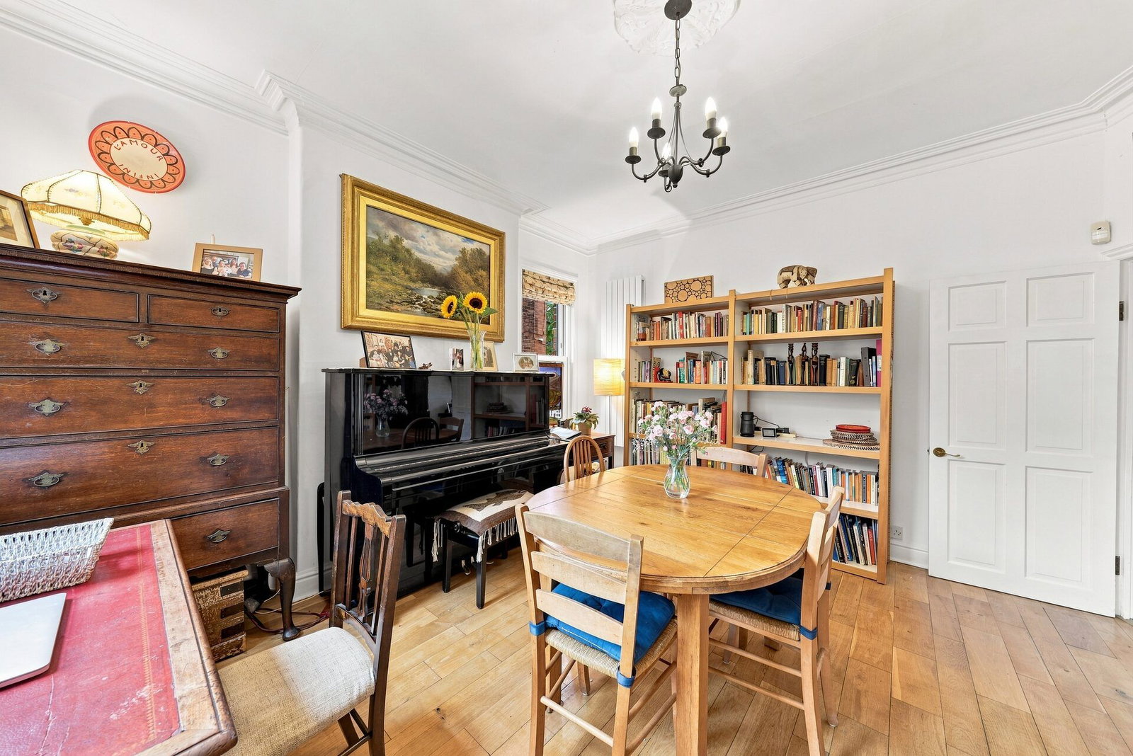 Semi Detached House for sale in Stockport, Longhurst Lane, Marple Bridge, Stockport SK6, 1672 m²