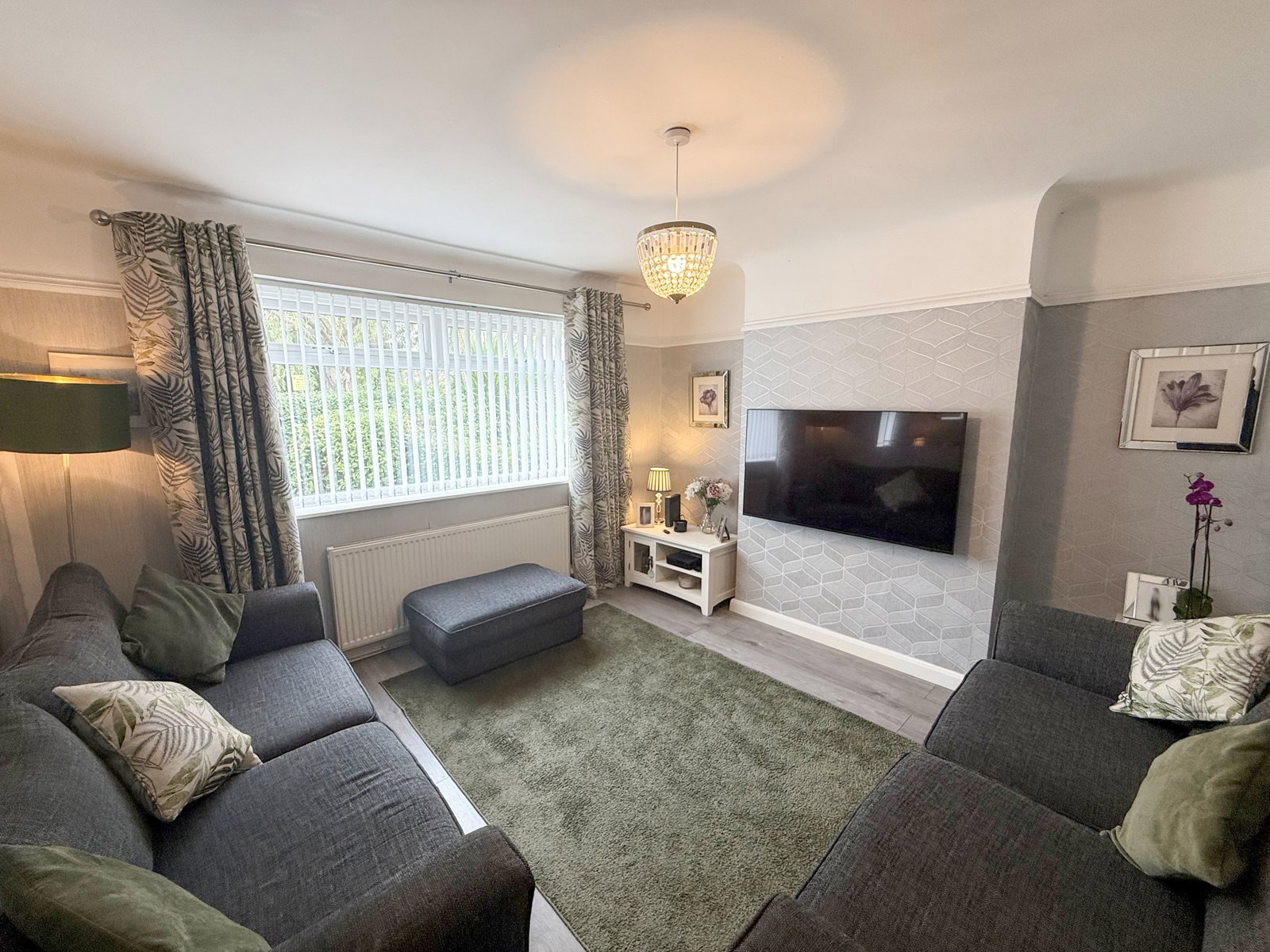Semi Detached House for sale in Wirral, Morland Avenue, Bromborough, CH62