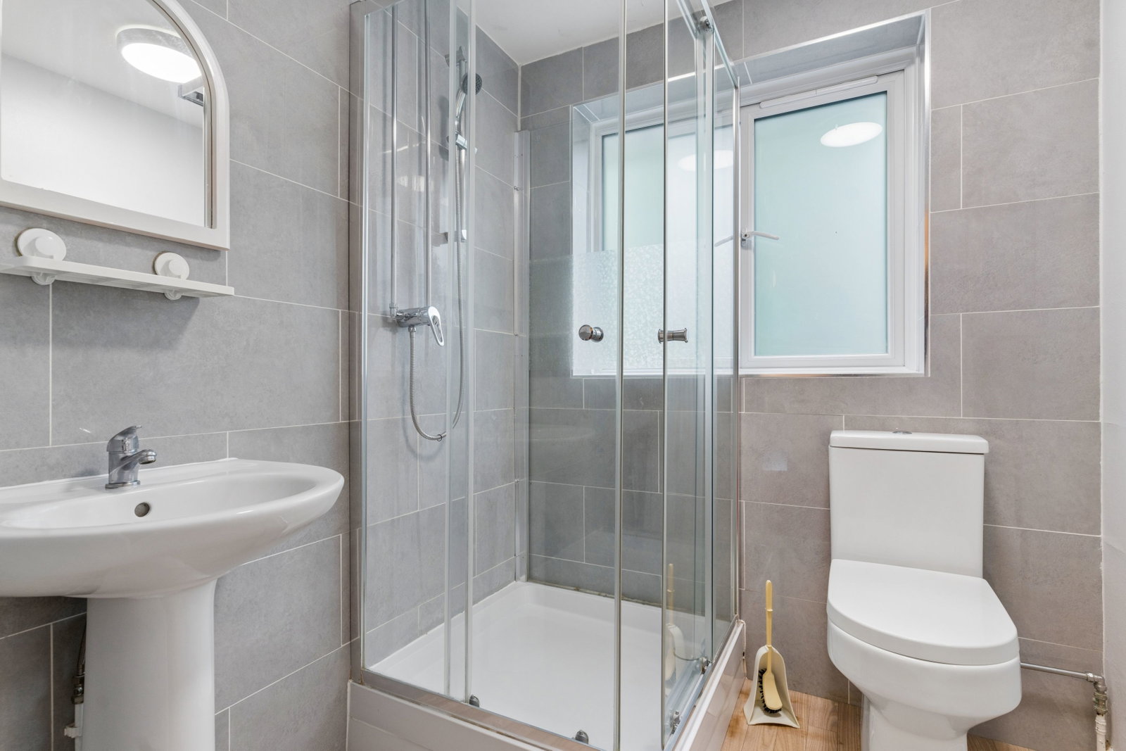 End Of Terrace House for sale in Baldock, Hillcrest, Baldock, Hertfordshire, SG7 6NF